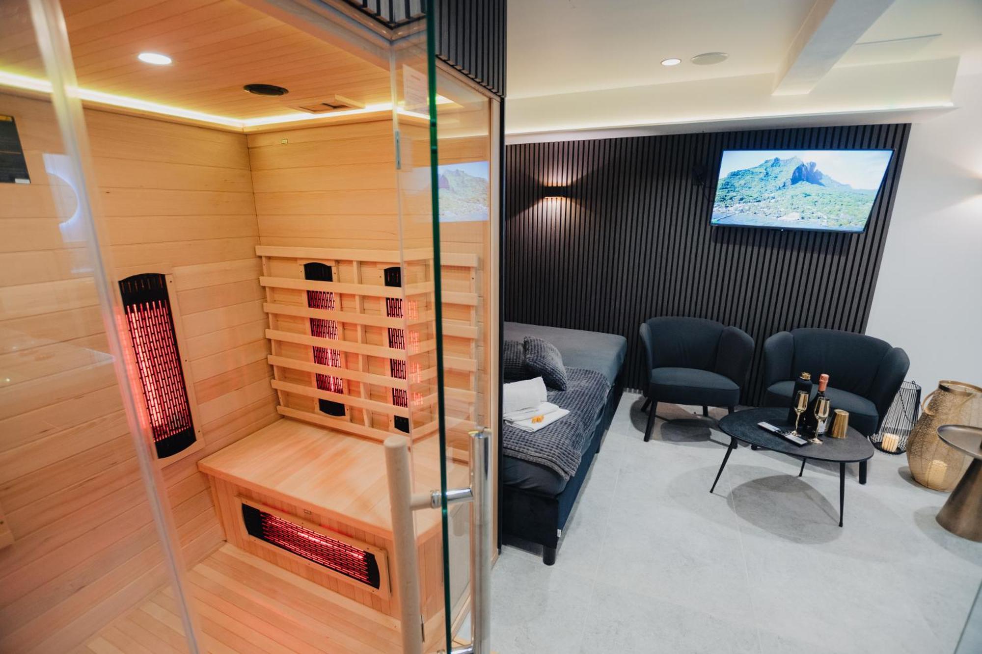 Sauna Studio Near Centre/Airport - Prague — Photos 2